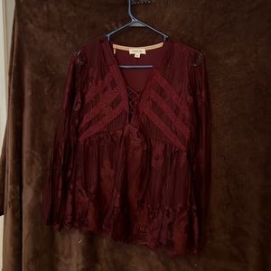 Taylor & Sage burgundy lace top